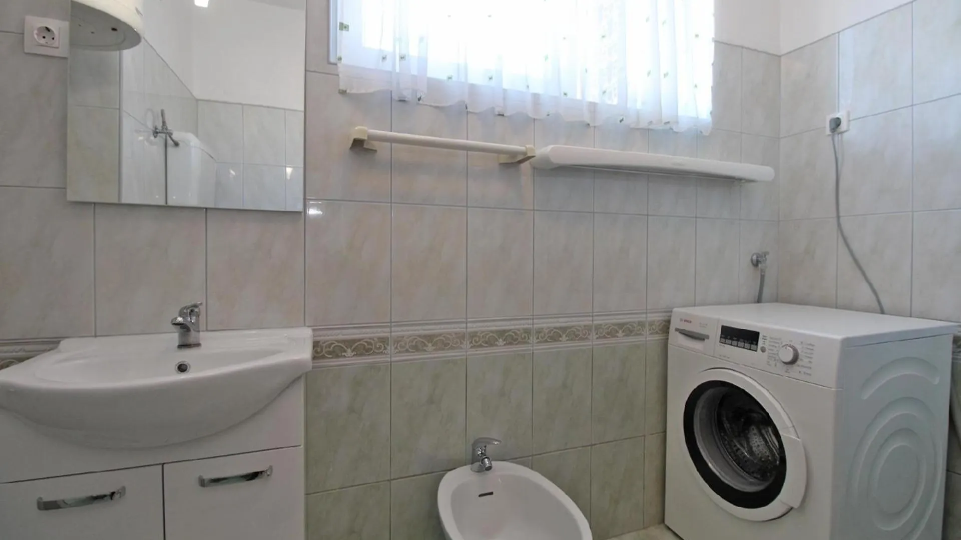 Apartment Ferienwohnung Fuer 4 Personen Ca 48 Qm In Fazana, Istrien Istrische Riviera