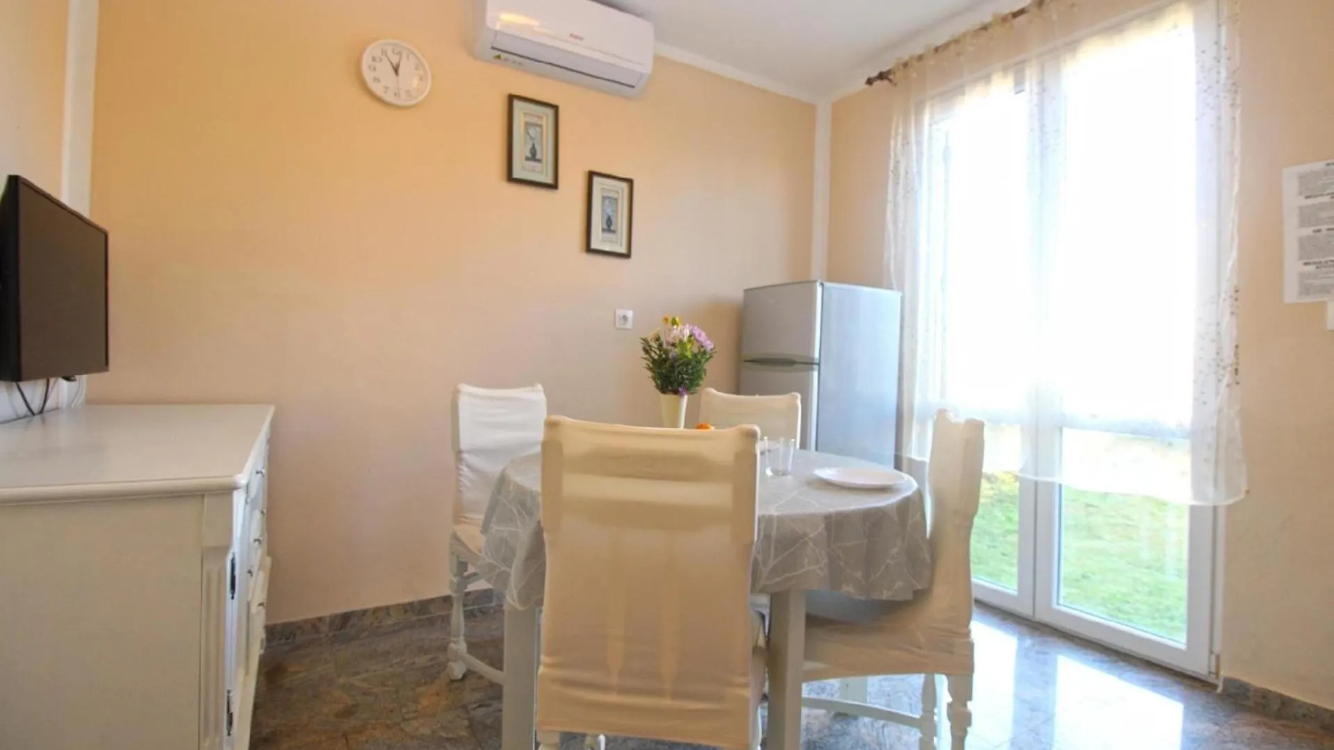 Ferienwohnung Fuer 4 Personen Ca 48 Qm In Fazana, Istrien Istrische Riviera Apartment